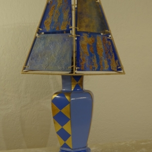lampe-bleue-art-deco-feuille-dor